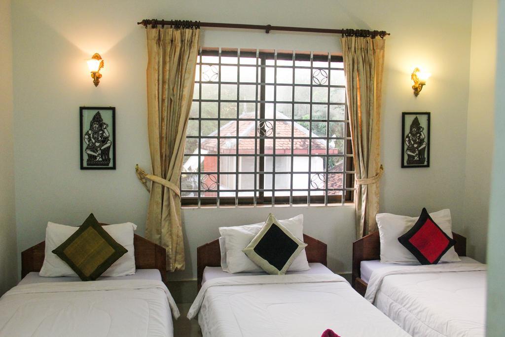 Tropical Breeze Hotel Siem Reap Room photo